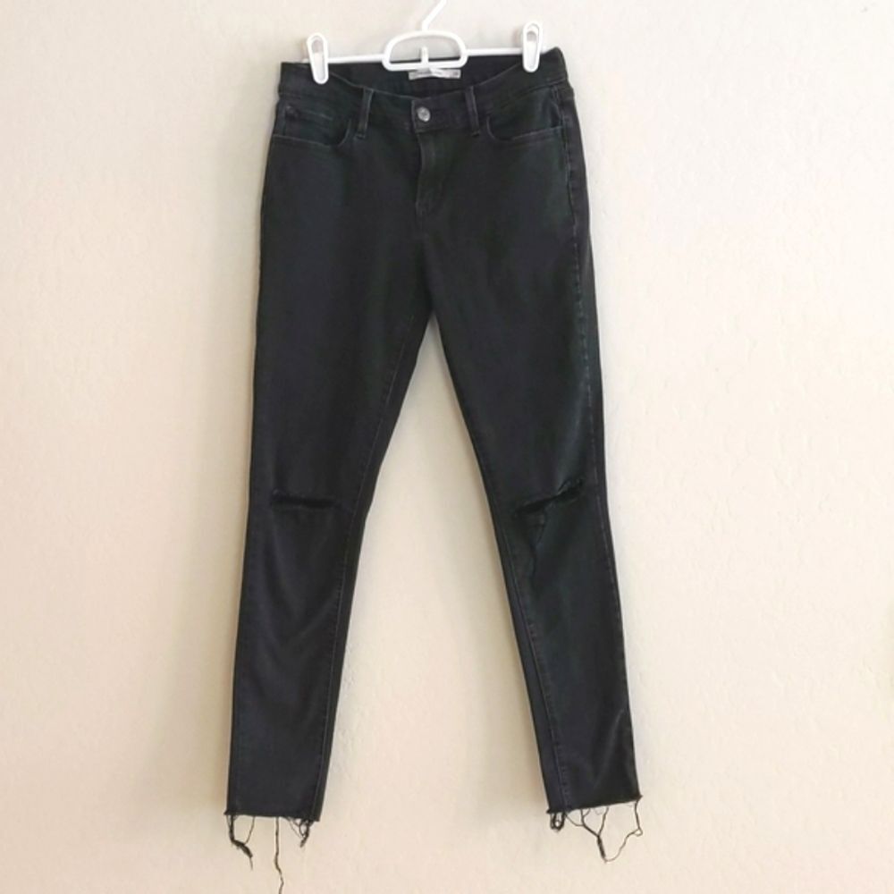 Levi's 710 Super Skinny Black Denim Knee Holes Slits Raw Hem Jeans - Size 28